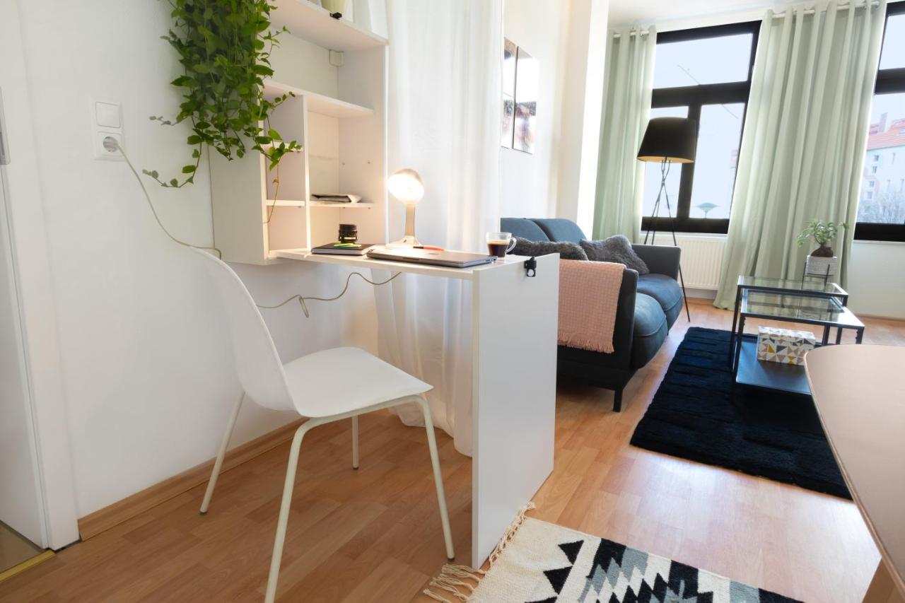 Ruhige Wohnung In Zentraler Lage - Quiet Flat In A Central Location Maagdenburg Buitenkant foto